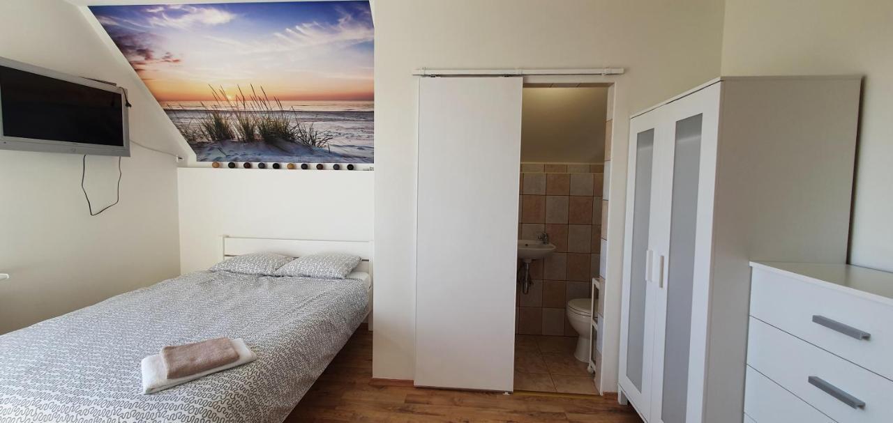 Komodor - Ozonowane Pokoje Goscinne Ustronie Morskie Extérieur photo